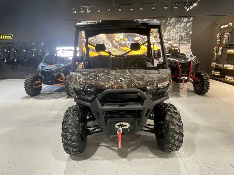 Gallery image 2 for 2026 Can-Am 8FTE Utility Vehicle