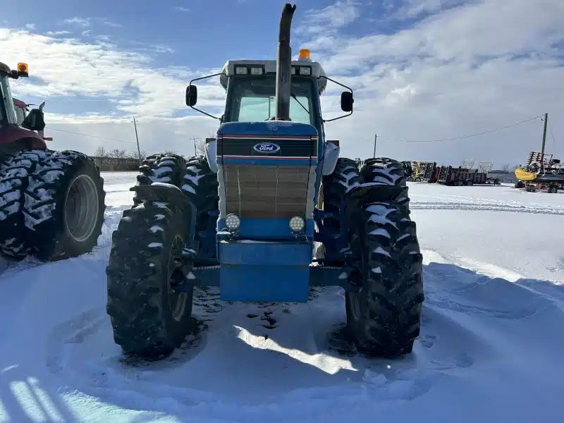 Gallery image 2 for 1989 New Holland TW35 Tractor
