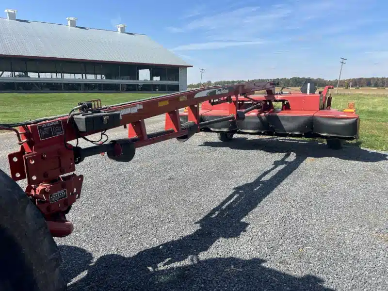 Gallery image 2 for 2007 New Holland 1441 Tedder Rake