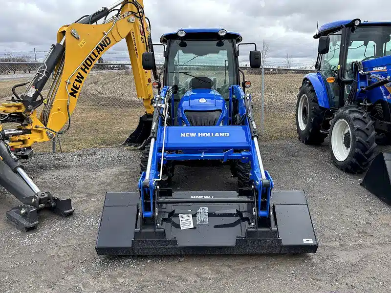 Gallery image 2 for 2026 New Holland BOOMER 40 Tractor