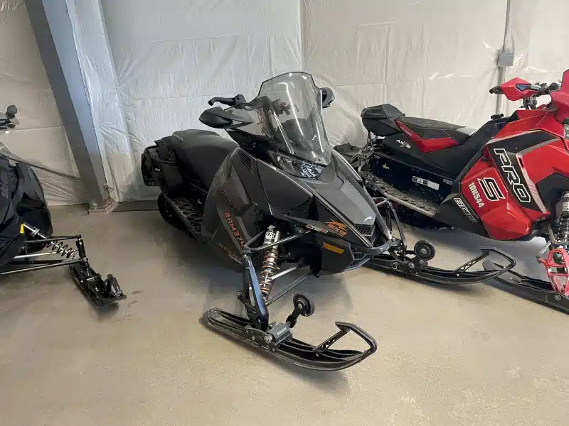 2018 Arctic Cat THUNDERCAT Snowmobile