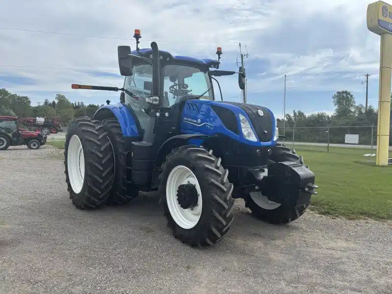 Photo de la Galerie 2 pour 2026 New Holland T7.245 Tracteur