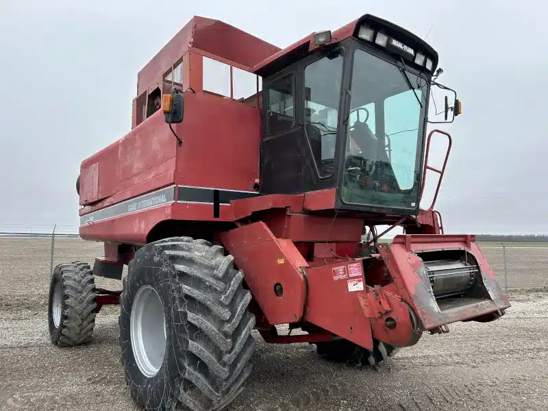 Gallery image 2 for 1992 Case IH 1660 Combine