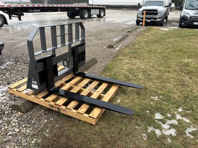Gallery image 2 for 2025 CNH HD5548A0600X Pallet Fork