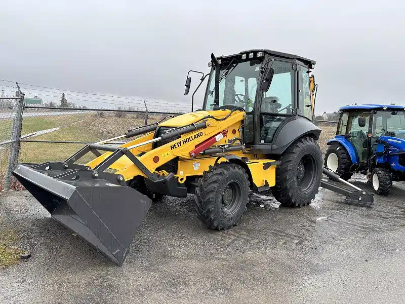Gallery image 1 for 2026 New Holland B75DP Backhoe Loader