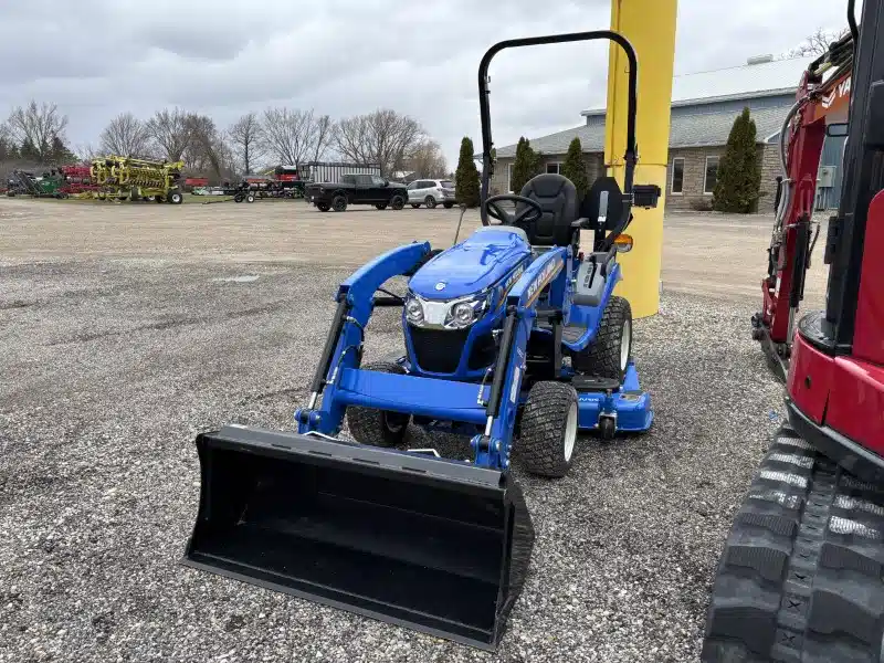 Photo de la Galerie 2 pour 2026 New Holland WORKMASTER 25S Tracteur