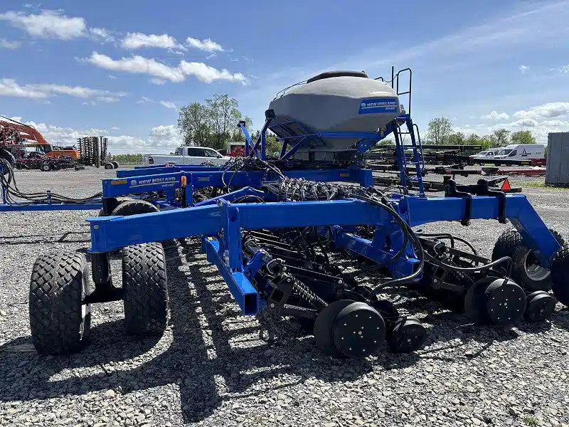 Photo de la Galerie 2 pour 2024 New Holland P2185 40FT 7 Semoir à air
