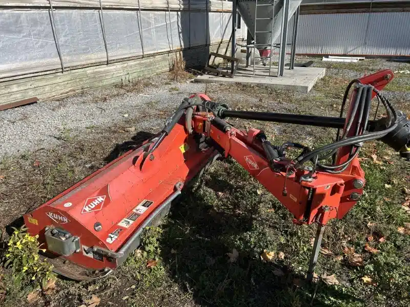 Gallery image 1 for 2018 Kuhn TB211 Flail Mower