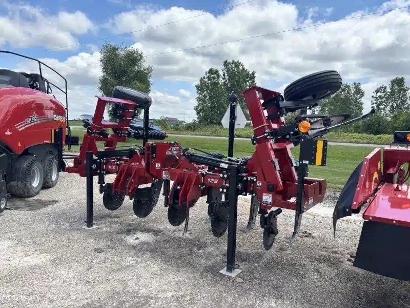 Gallery image 2 for 2026 Unverferth 122 Disc Ripper