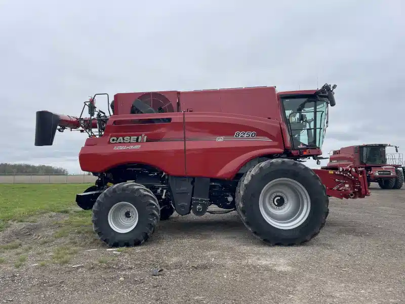 Gallery image 2 for 2023 Case IH 8250 Combine