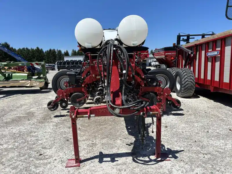 Gallery image 2 for 2024 Case IH 2150-16R Planter