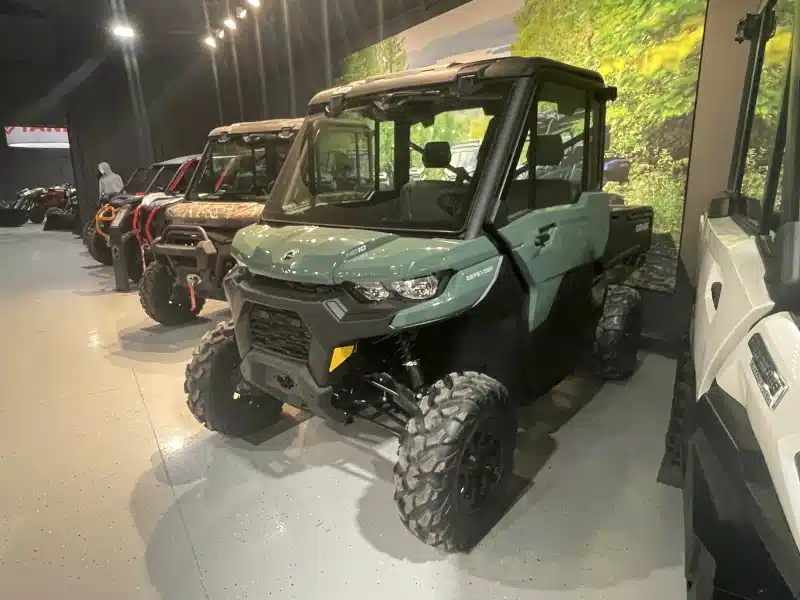 Photo de la Galerie 1 pour 2026 Can-Am 8UFT Véhicule utilitaire