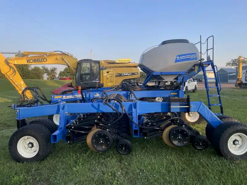 Gallery image 2 for 2023 New Holland P2185 Air Drill
