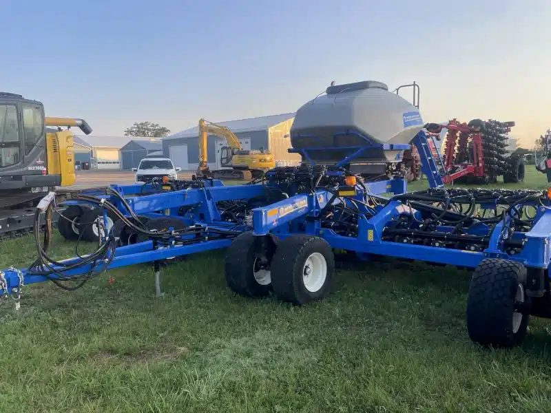 Gallery image 1 for 2023 New Holland P2185 Air Drill