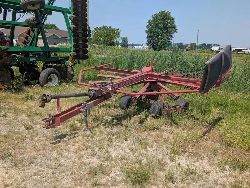 Gallery image 1 for 2017 Miller Pro 1100 Rake