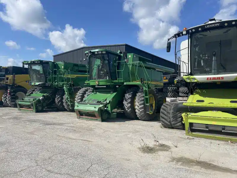 Photo de la Galerie 2 pour 2004 John Deere 9860 STS Batteuse
