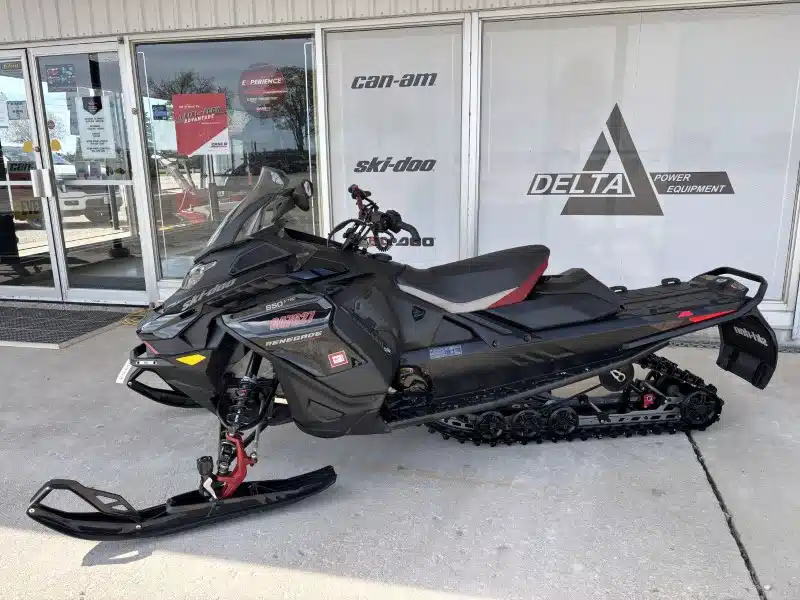 Photo de la Galerie 2 pour 2025 Ski-Doo 850 E-TEC Motoneige