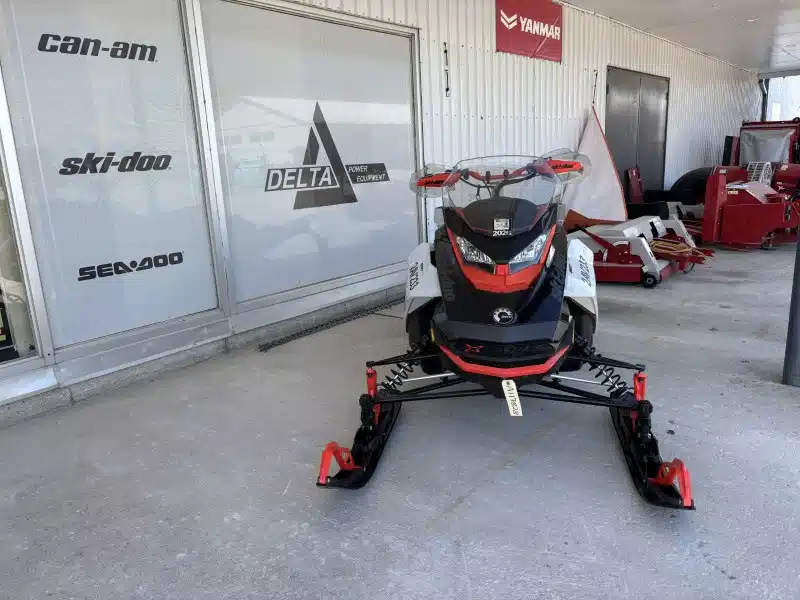 Gallery image 2 for 2022 Ski-Doo MXZ X 850 Snowmobile