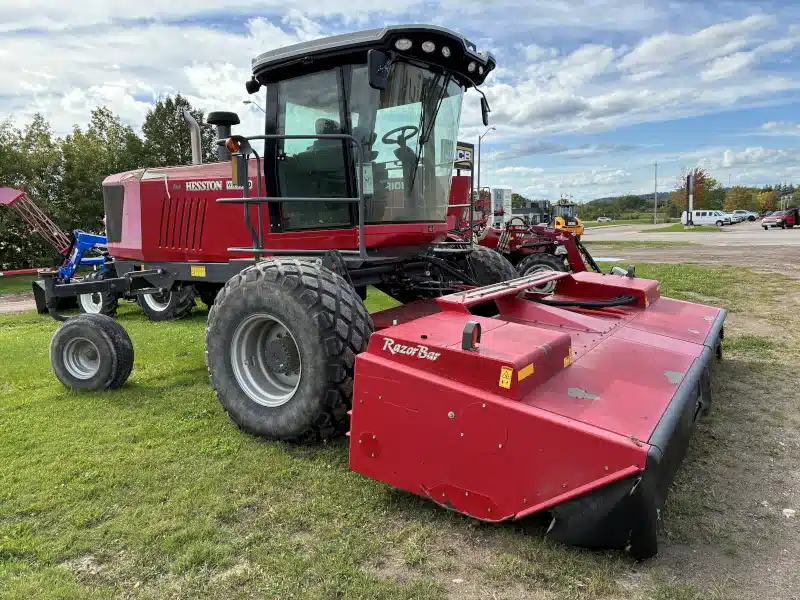 Gallery image 2 for 2014 Massey Ferguson WR9760 Windrower