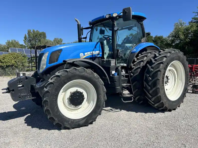 Photo de la Galerie 2 pour 2014 New Holland T7.245 Tracteur
