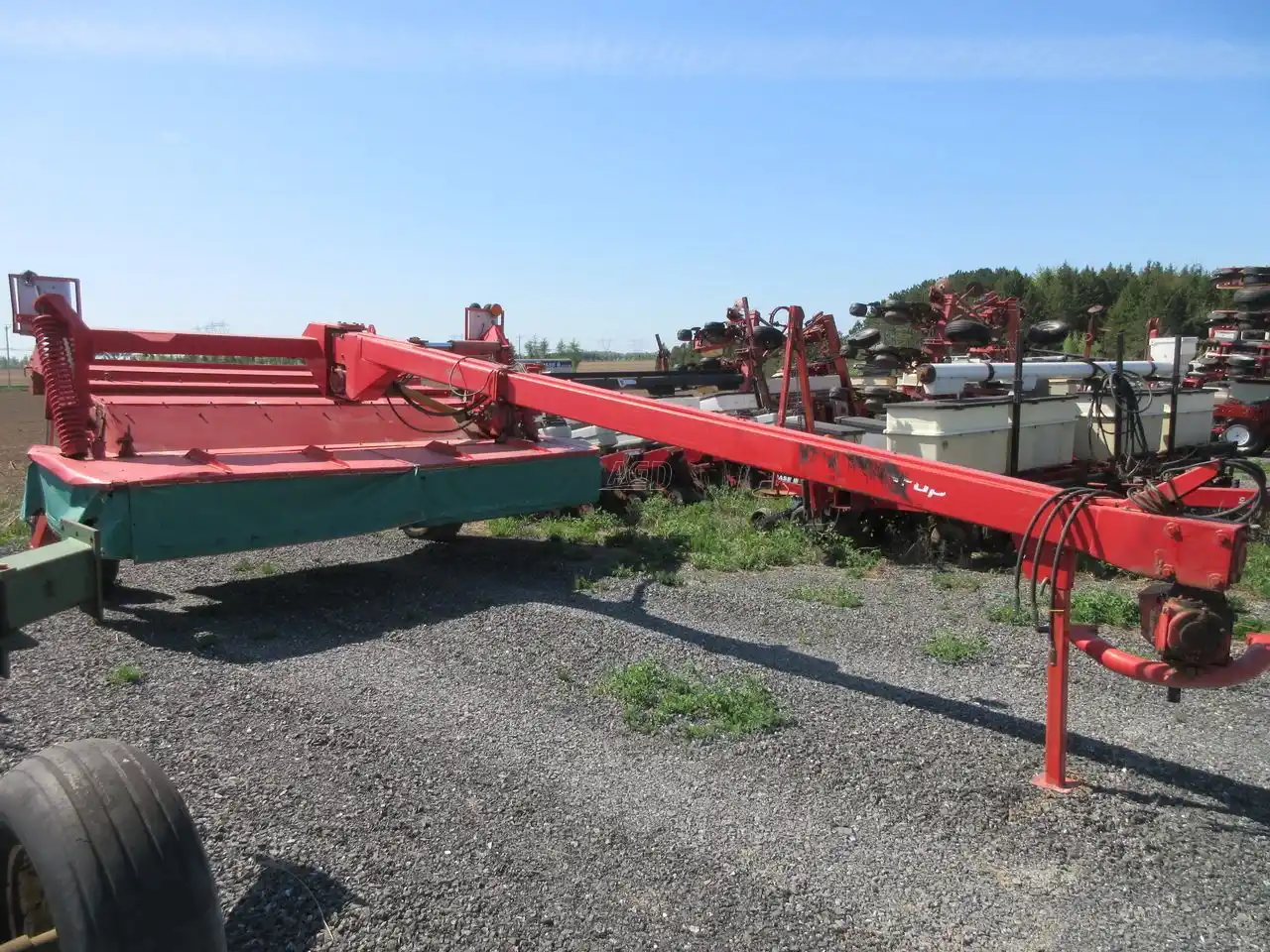 Gallery image 1 for Used Kverneland 4040C TAARUP Disc Mower Conditioner