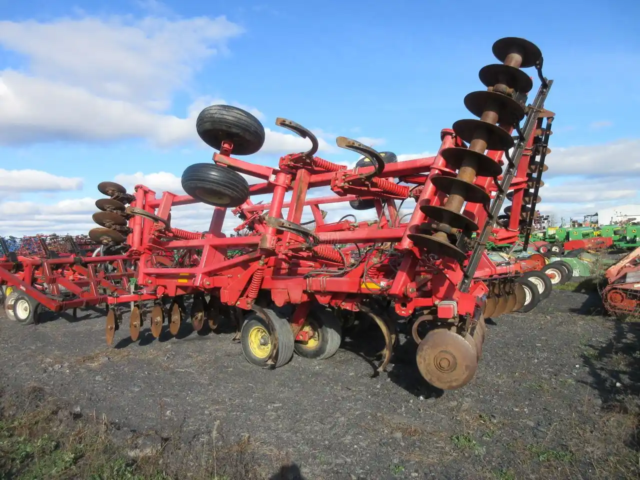 Gallery image 1 for Used Sunflower 4530 Cultivator
