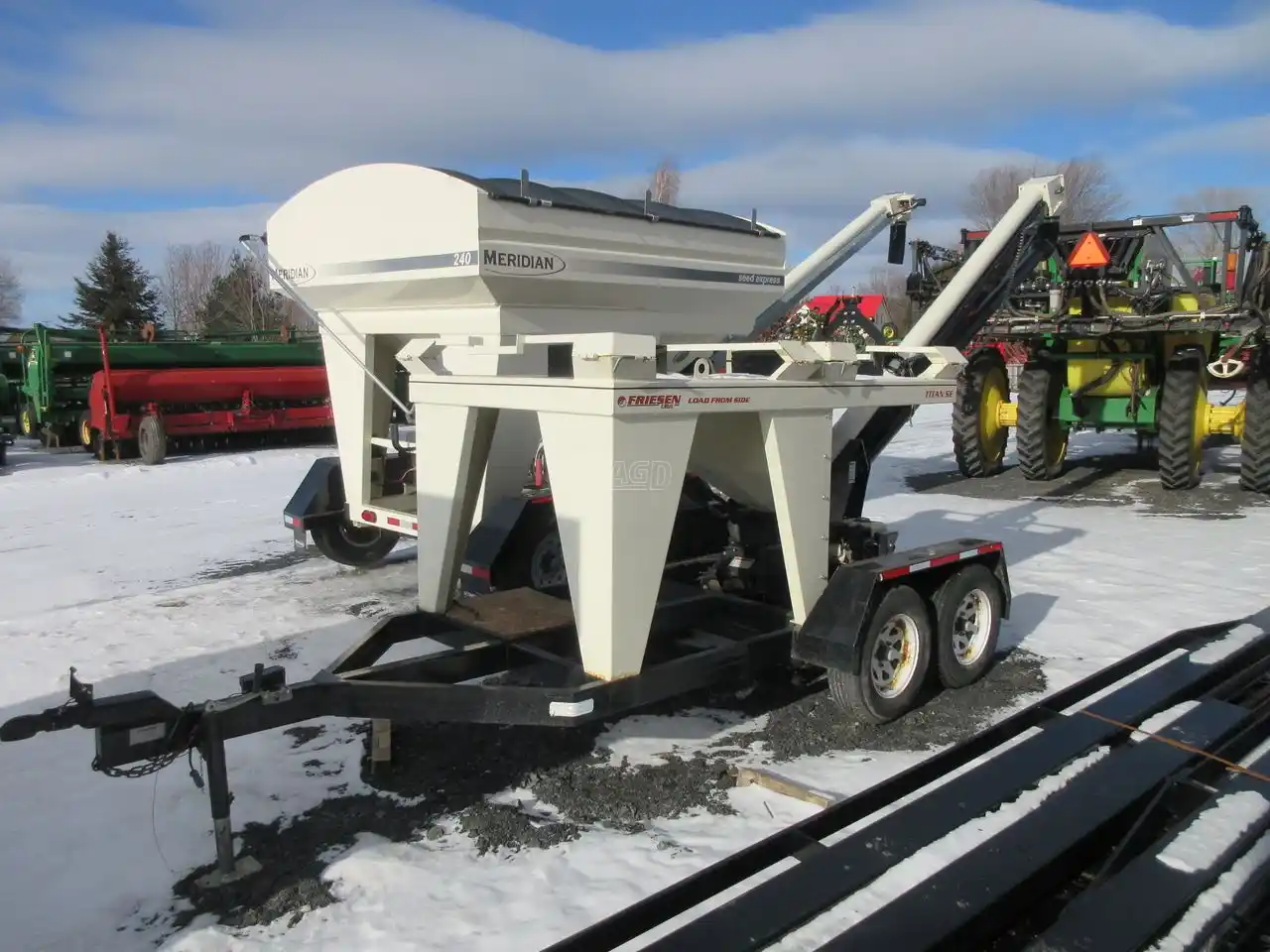 Gallery image 1 for Used Friesen 2SE Seed Tender