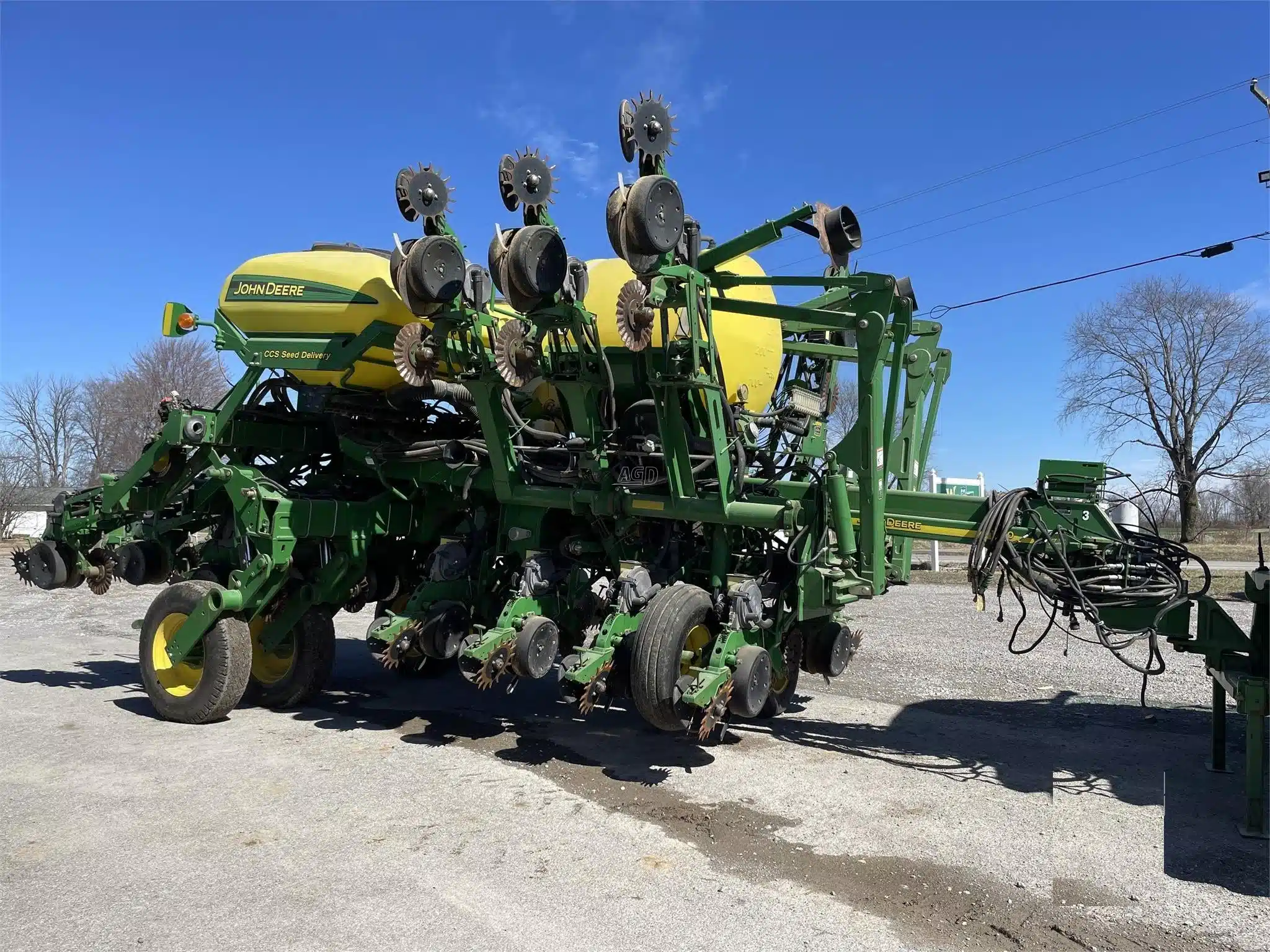 Gallery image 2 for Used 2014 John Deere 1790CCS Planter
