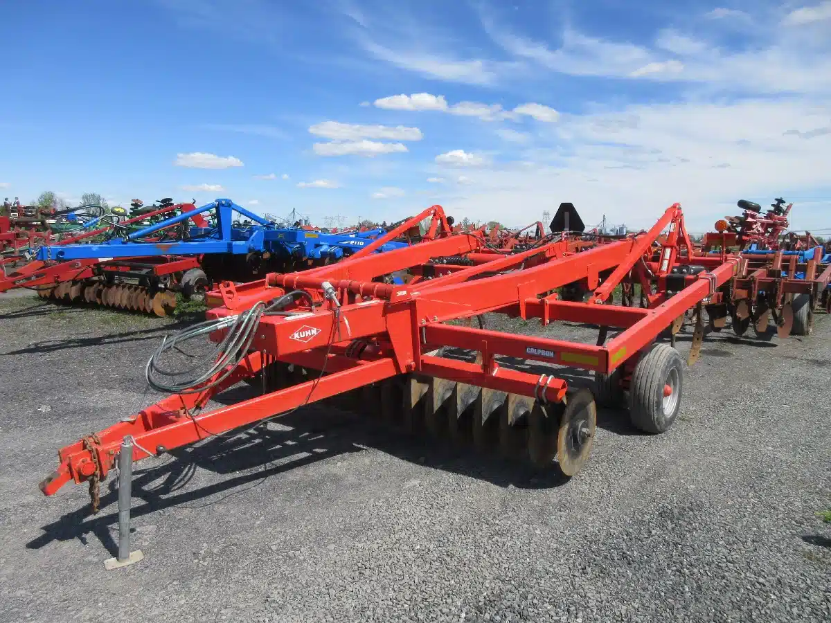 Gallery image 1 for Used Kuhn 4800 Chisel Plow