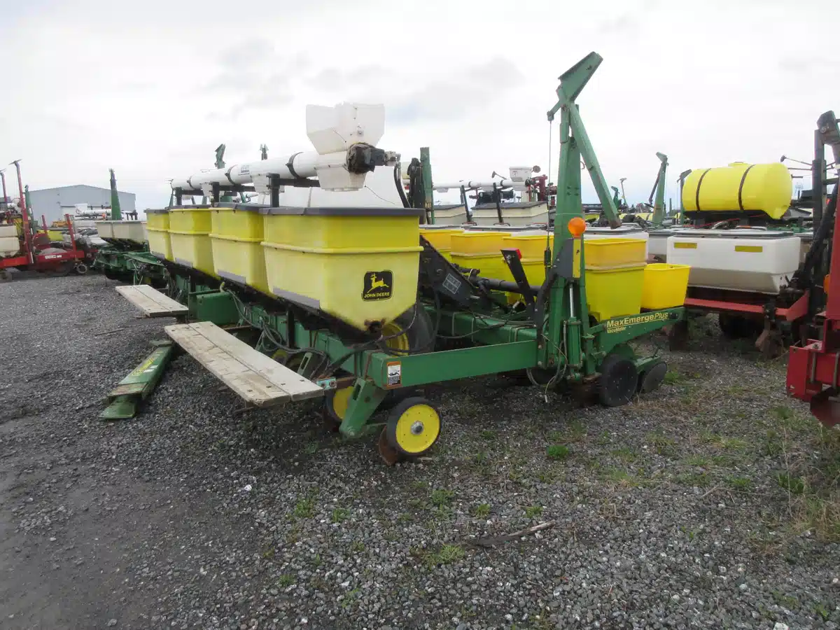 Gallery image 1 for John Deere 1780 CONSERVATION Planter