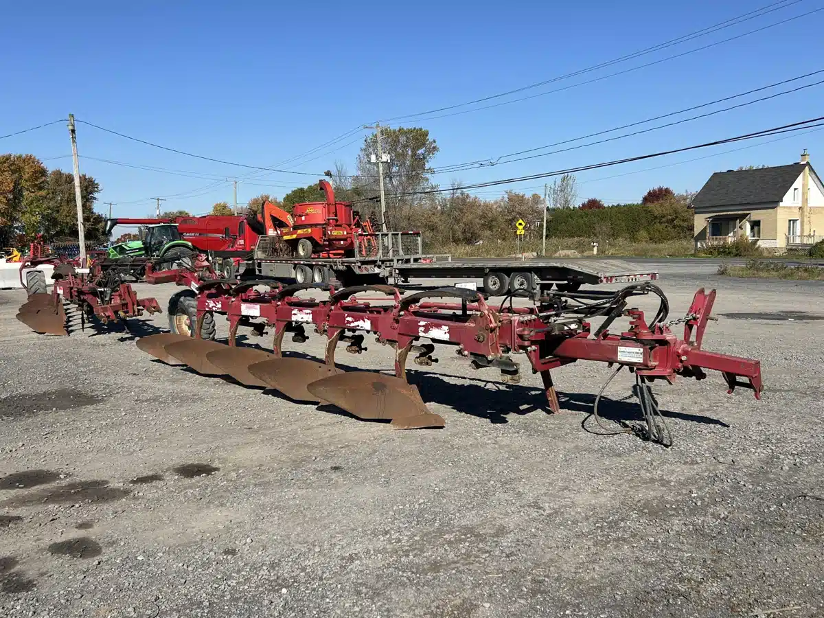 Gregoire-Besson Charrue Gregoire-Besson Plow