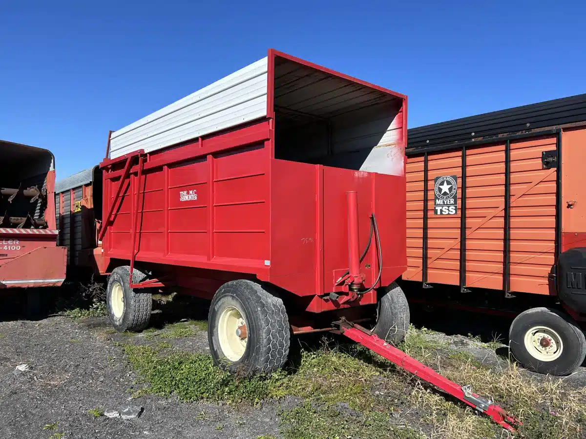 Magnith 16 pieds Trailer - Grain