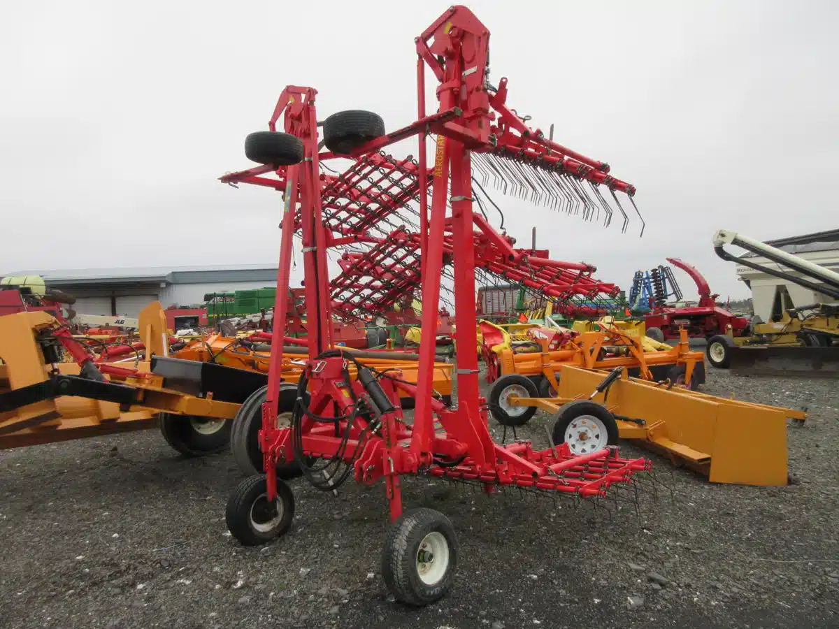 2015 Einbock Aerostar 900 Rake