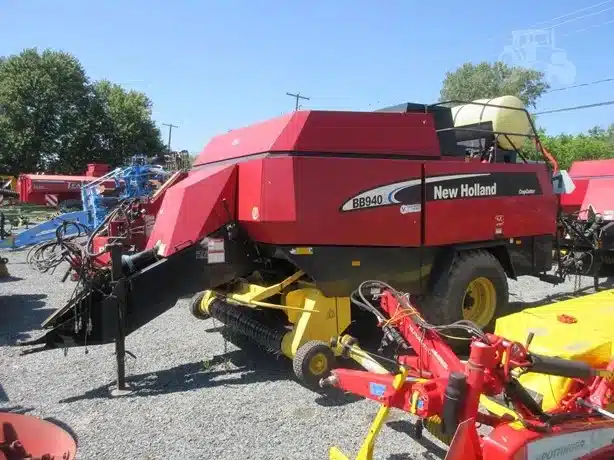 Photo de la Galerie 2 pour 2006 New Holland BB940A Presse à Balle Carrée/Large