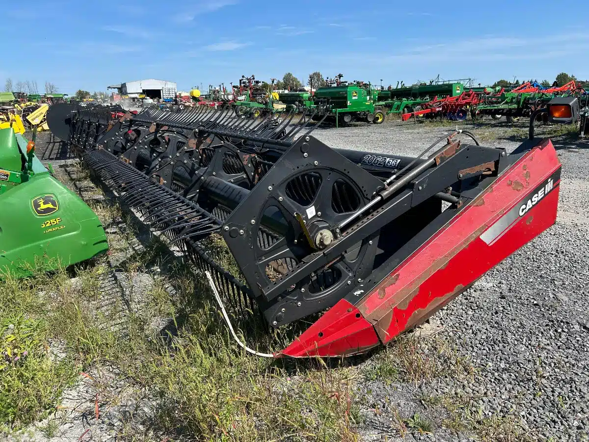 Gallery image 1 for 2007 Case IH 2062 Header - Draper