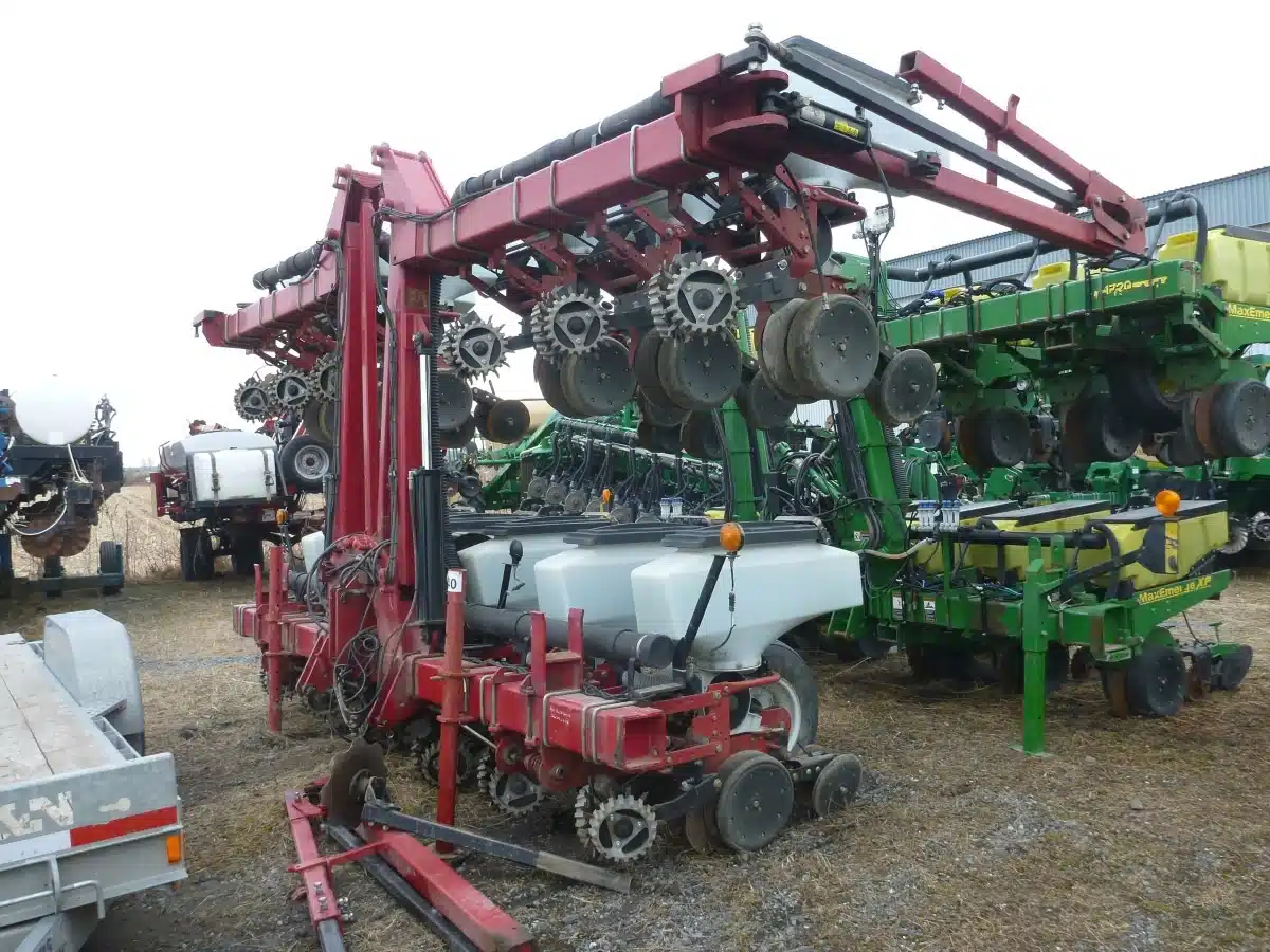Photo de la Galerie 1 pour Agco White 8772 Planteur