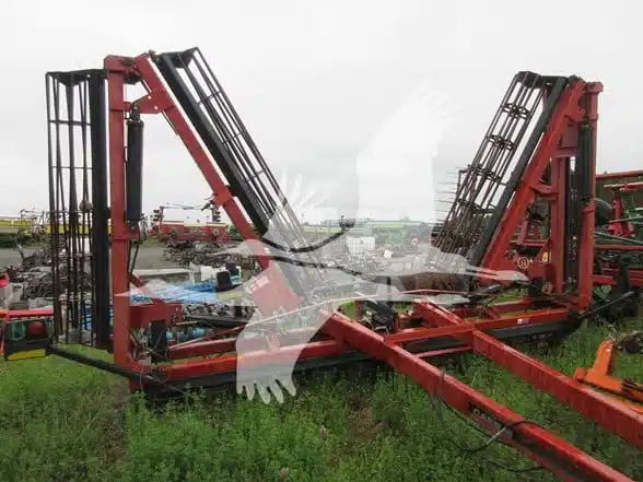 Gallery image 2 for Case IH CRUMBLER Rotary Harrow