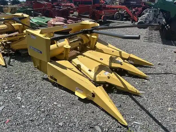Photo de la Galerie 1 pour New Holland 3PN Nez à Fourragère