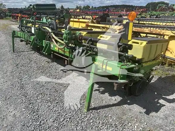 Photo de la Galerie 2 pour John Deere 1700 Planteur