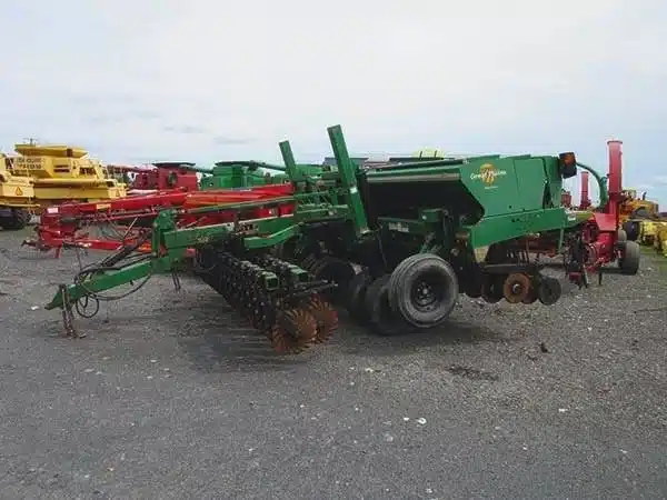 Gallery image 1 for Great Plains 1500 Drill