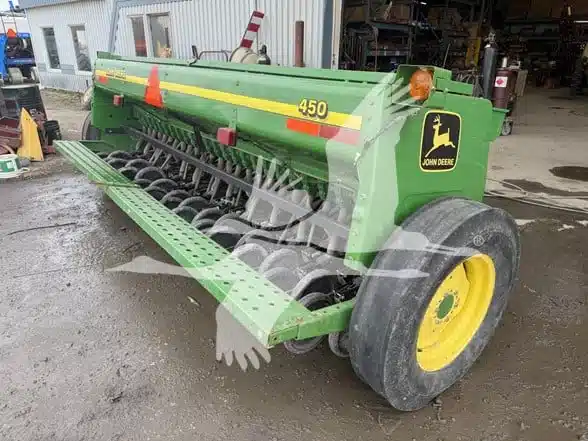 Gallery image 2 for John Deere 450 Drill