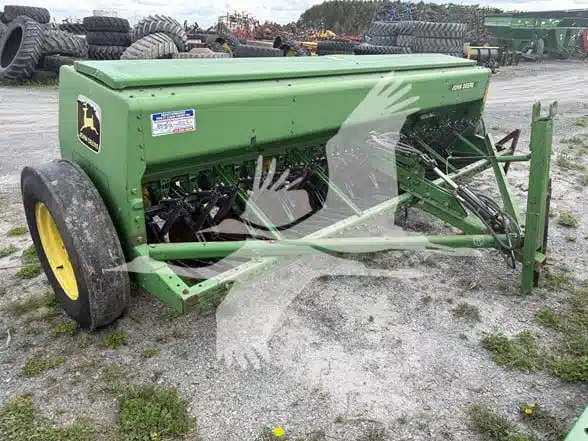 Photo de la Galerie 2 pour John Deere 450 Semoir