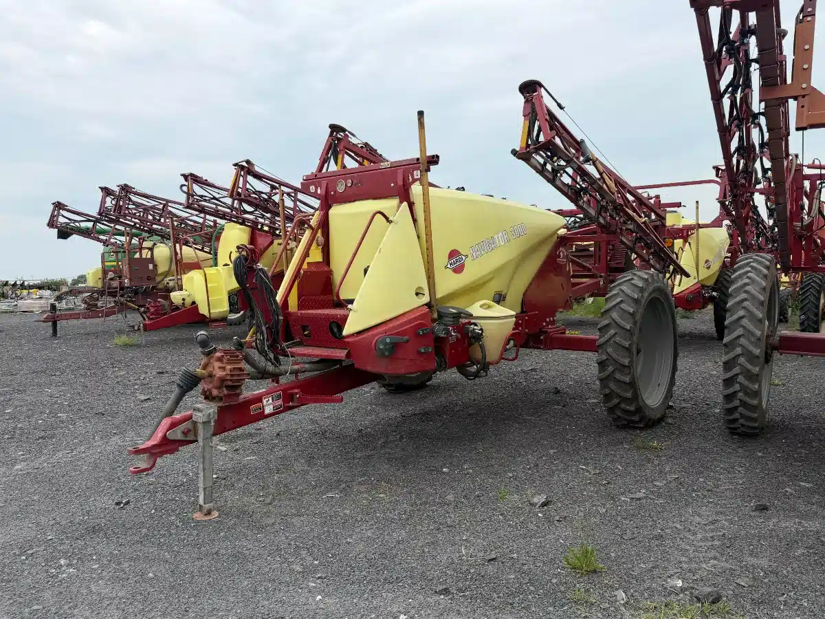 Gallery image 1 for Hardi NAVIGATOR 3000 Sprayer - Pull Type