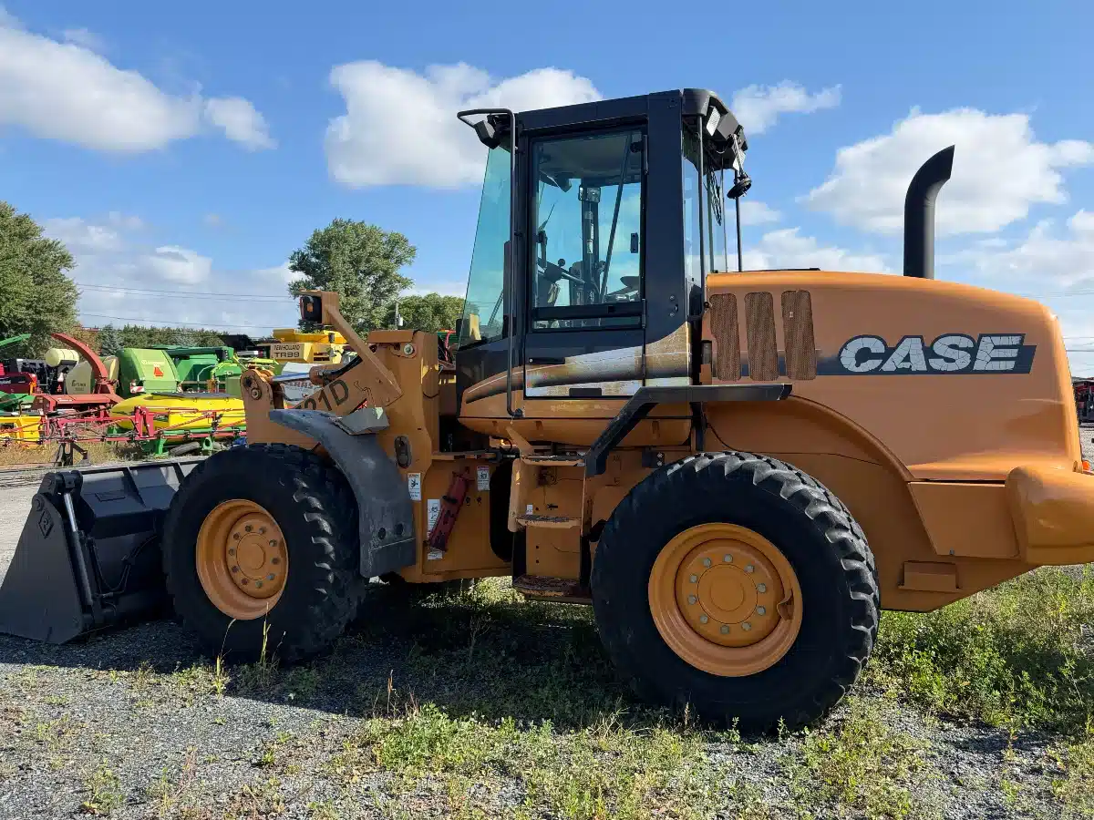 Gallery image 1 for 2006 Case 521D Wheel Loader