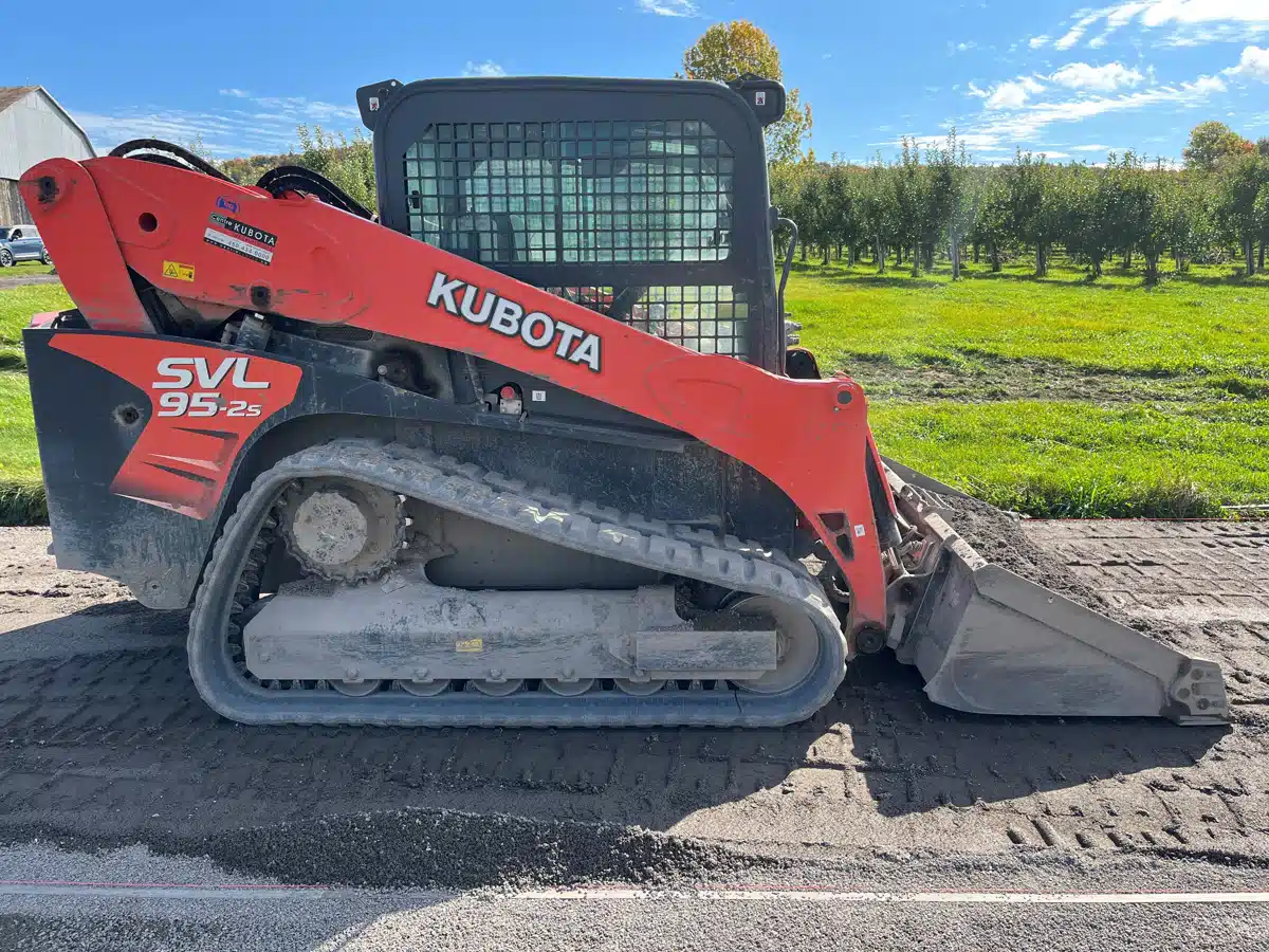 Gallery image 1 for Used 2018 Kubota SVL95-2SHFC Track Loader