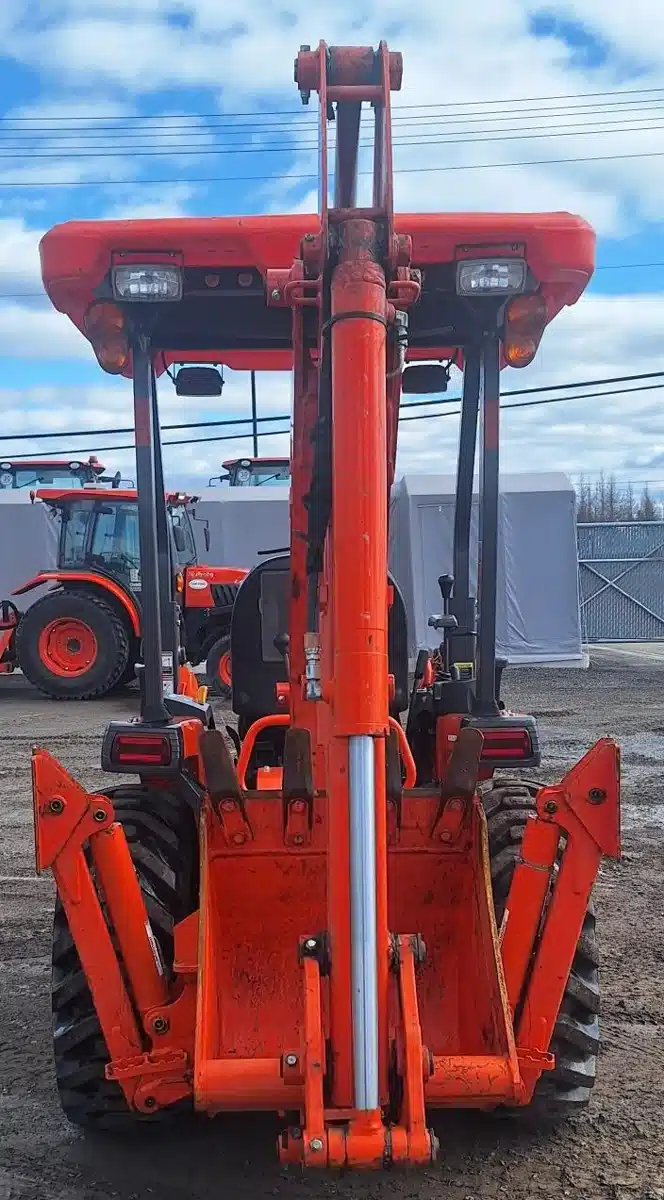 Gallery image 2 for Used 2022 Kubota B26 Backhoe Loader