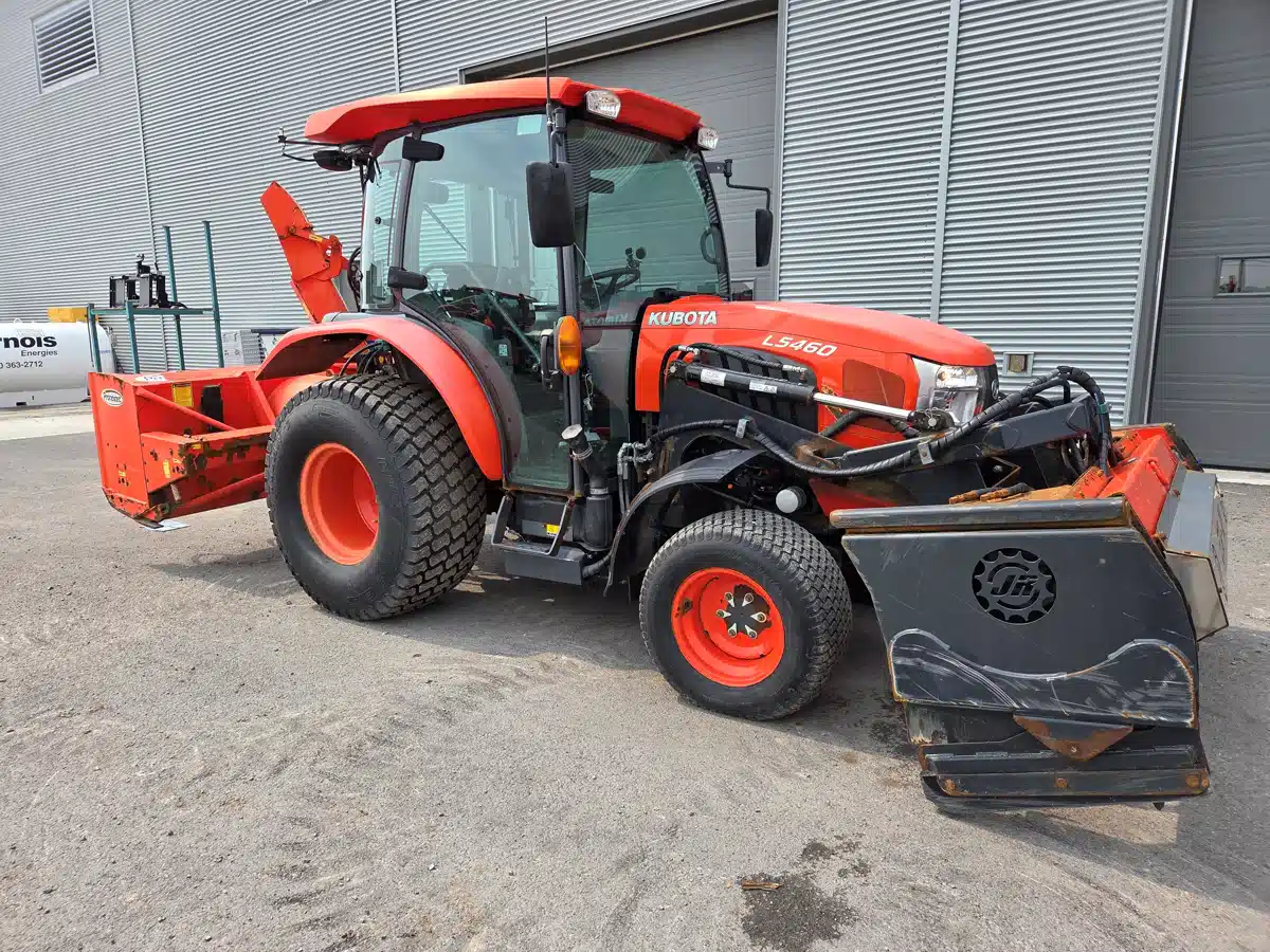 Gallery image 1 for Used 2018 Kubota L4560HSTC Tractor