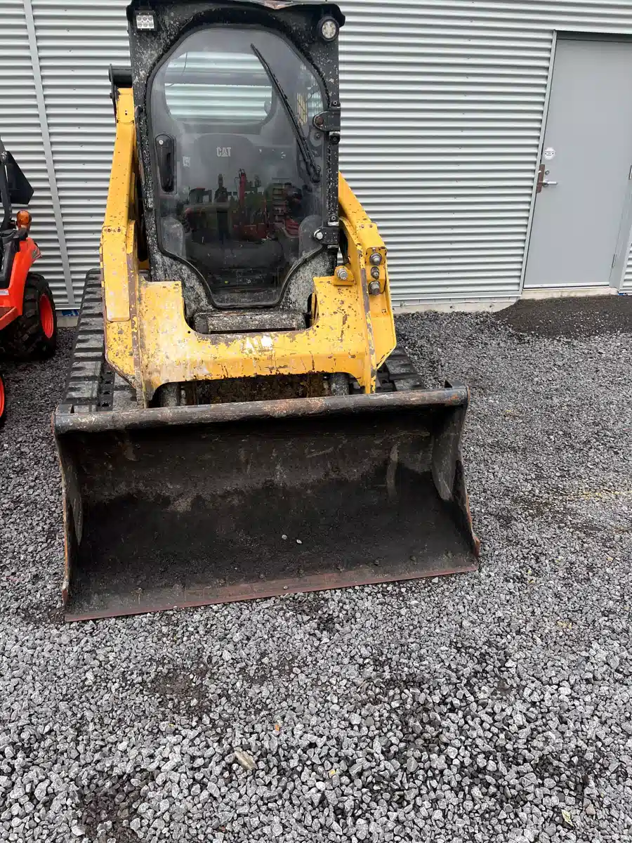 Gallery image 2 for Used 2015 Caterpillar 259D Track Loader