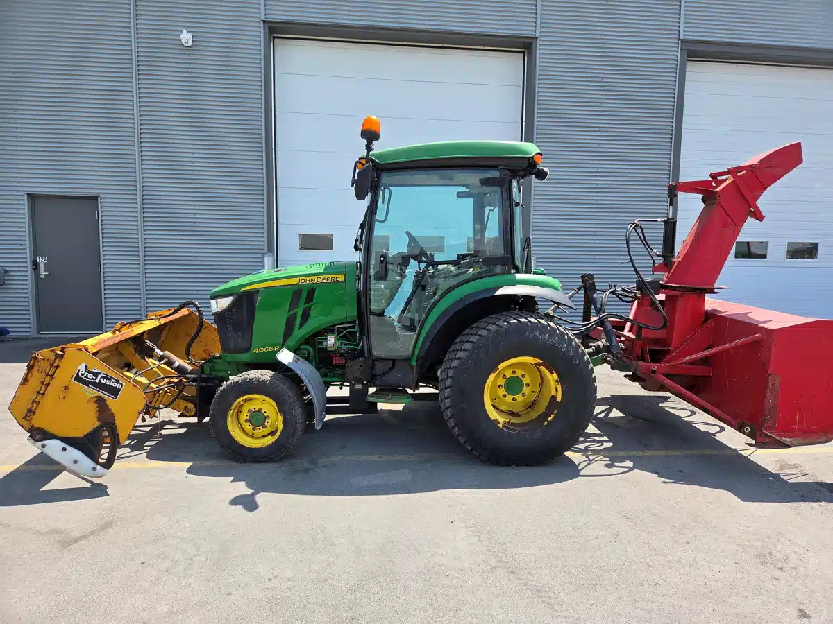 Gallery image 1 for Used 2015 John Deere 4066R Tractor
