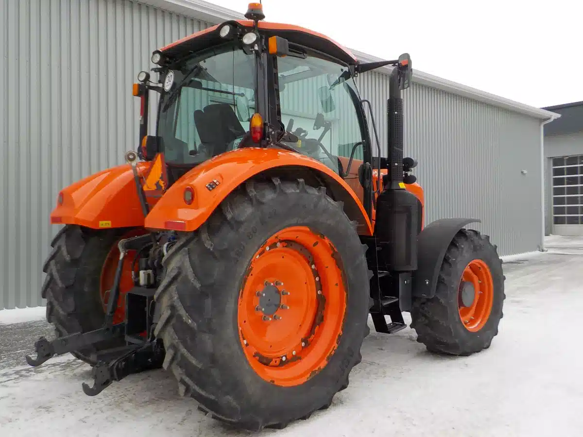 Gallery image 2 for Used 2021 Kubota M7-152 Tractor